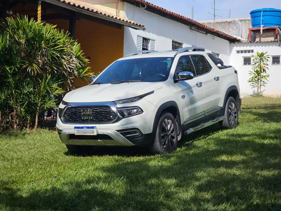 FIAT TORO 2.0 16V TURBO DIESEL RANCH 4WD AT9 FIAT TORO 2.0 16V TURBO DIESEL RANCH 4WD AT9